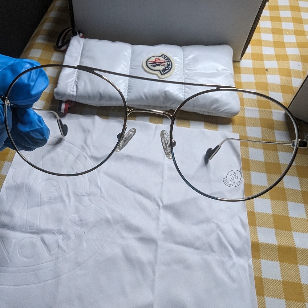 Moncler Glasses